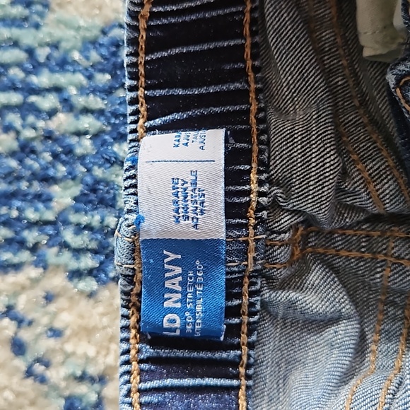 Puffer vest and jeans 2T - Picture 4 of 6